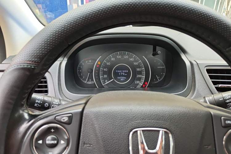 Used Honda CR-V 2015 2.4L two-wheel drive luxury version Instrument Cluster