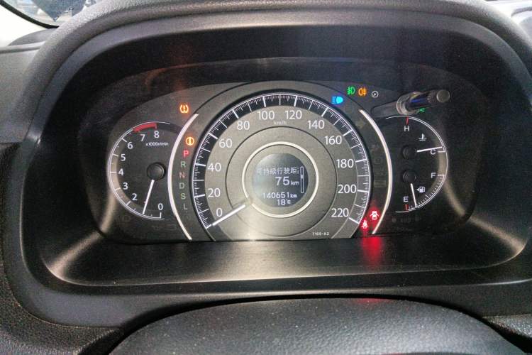 Used Honda CR-V 2015 2.4L four-wheel drive luxury version Instrument Cluster