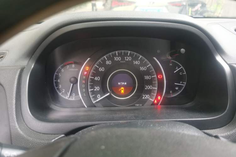 Used Honda CR-V 2015 2.0L two-wheel drive urban version Instrument Cluster