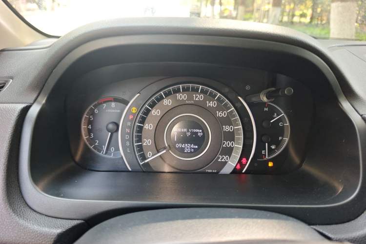 Used Honda CR-V 2015 2.0L two-wheel drive Fashion Edition Instrument Cluster