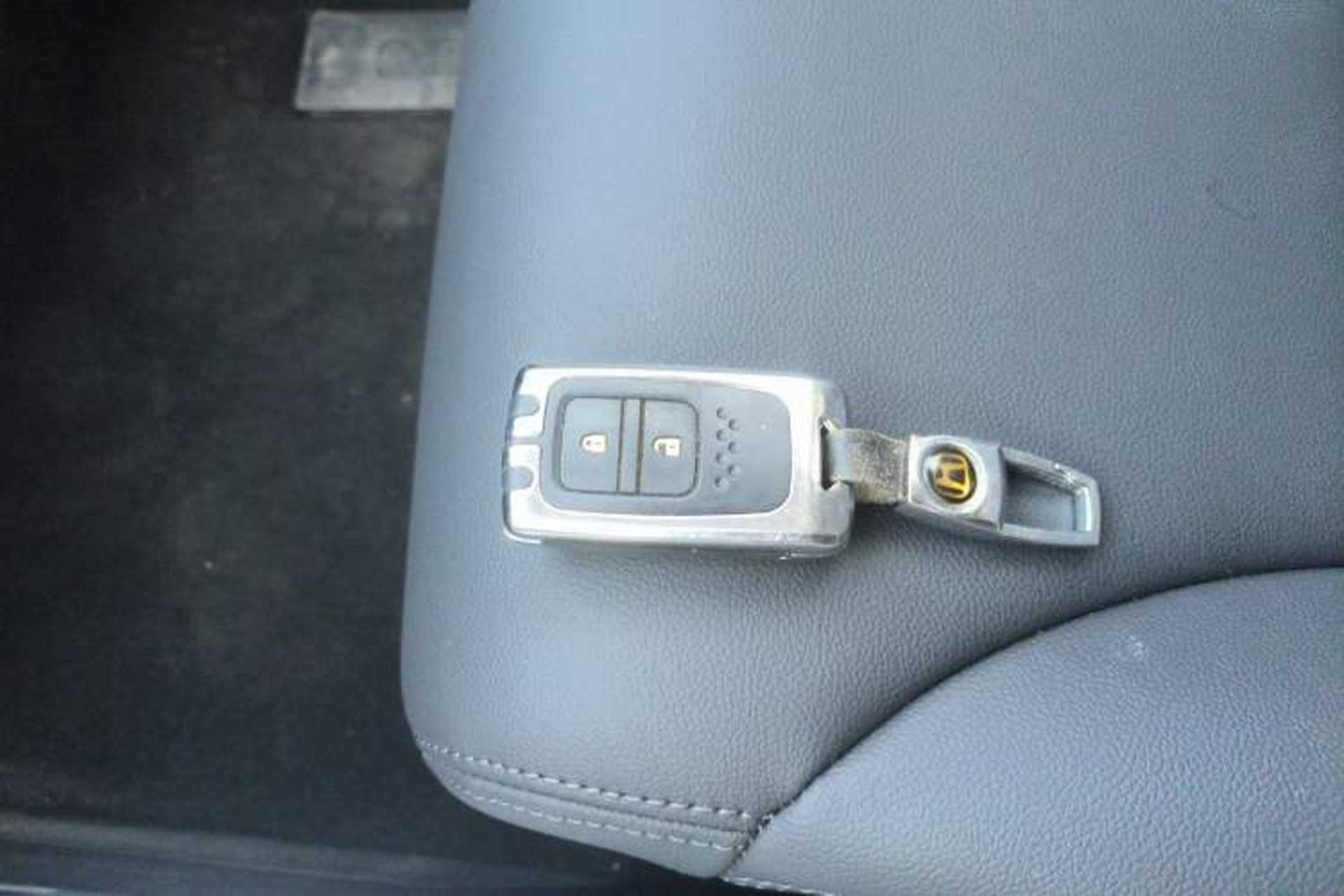 Used Honda CR-V 2015 2.0L two-wheel drive Fashion Edition Interior 1