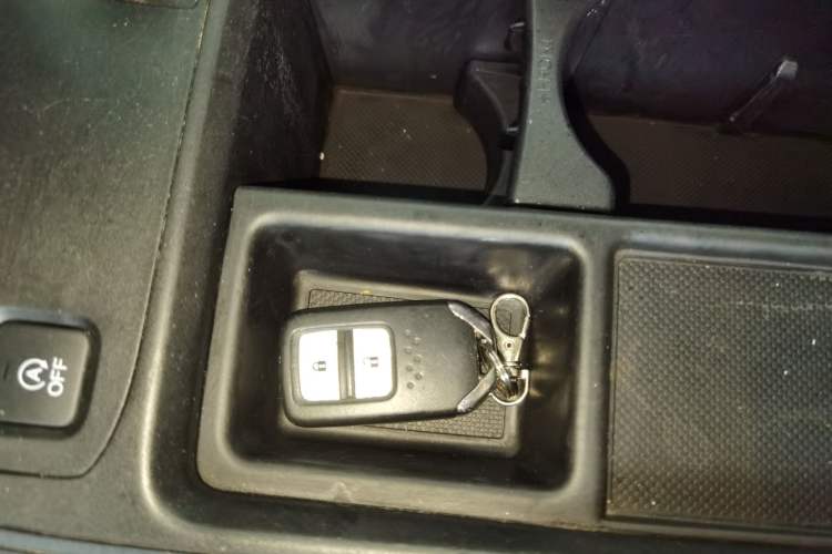 Used Honda CR-V 2015 2.0L two-wheel drive Fashion Edition Interior 1