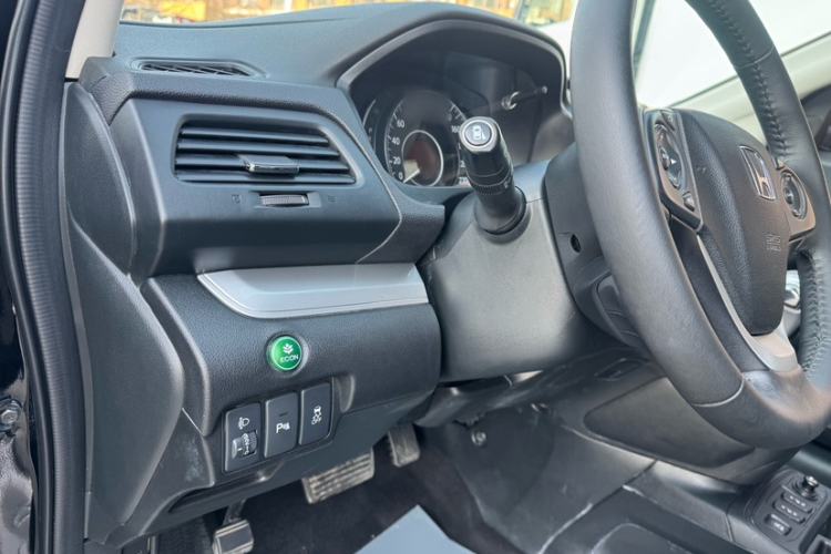 Used Honda CR-V 2015 2.4L four-wheel drive luxury version Interior 10