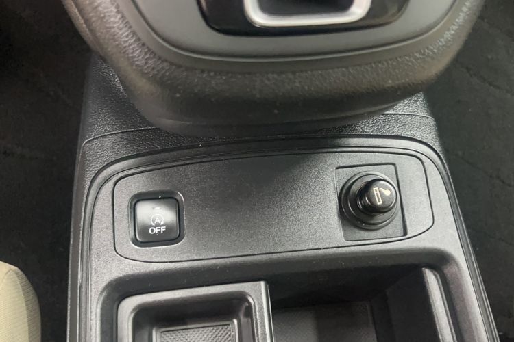 Used Honda CR-V 2015 2.0L two-wheel drive urban version Interior 10