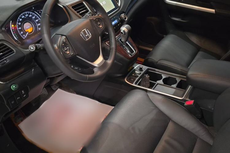 Used Honda CR-V 2015 2.4L Four-Wheel Drive Prestige Edition Interior 4