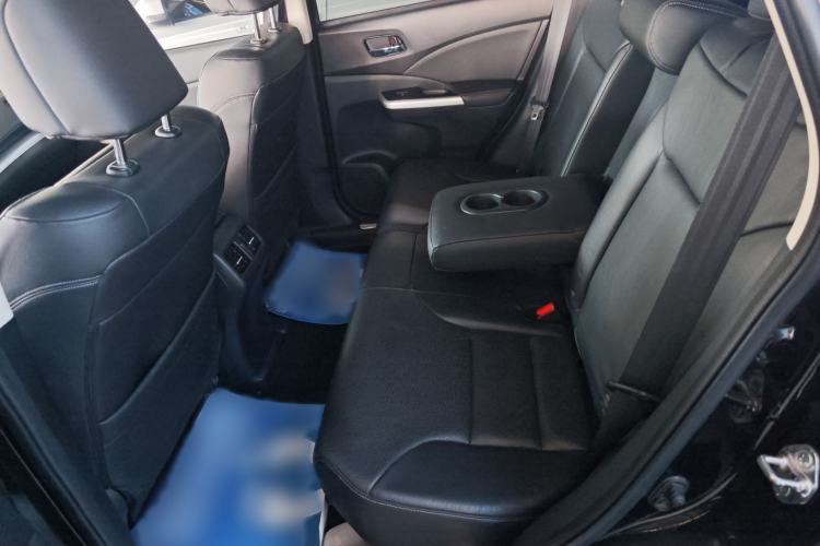 Used Honda CR-V 2015 2.4L two-wheel drive luxury version Interior 6