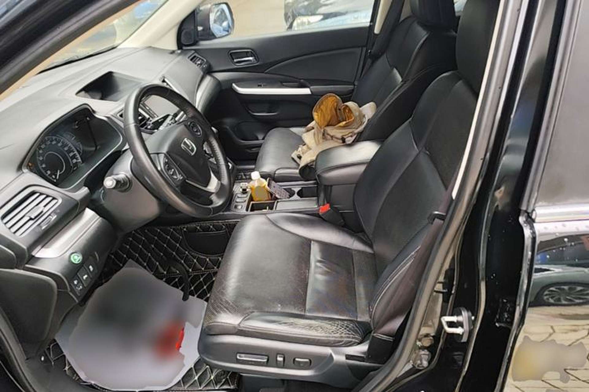 Used Honda CR-V 2015 2.4L two-wheel drive luxury version Left Front Seat