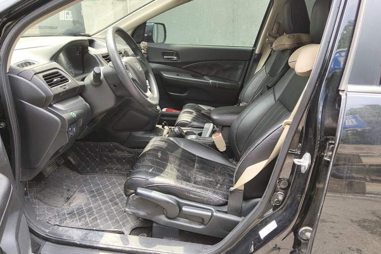 Used Honda CR-V 2015 2.0L two-wheel drive Fashion Edition Left Front Seat
