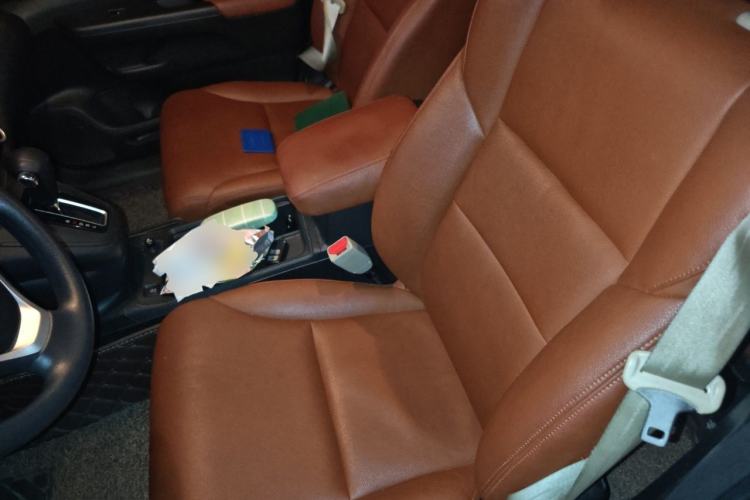 Used Honda CR-V 2015 2.0L two-wheel drive Fashion Edition Left Front Seat