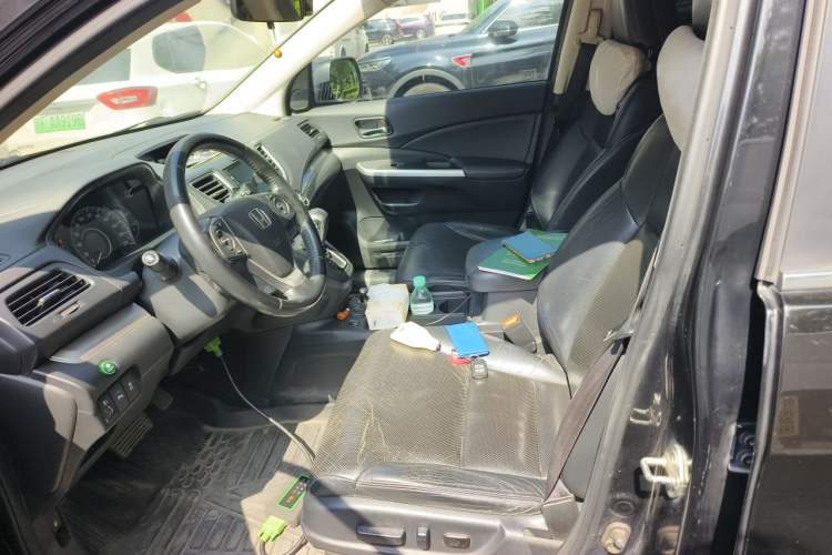 Used Honda CR-V 2015 2.4L two-wheel drive luxury version Left Front Seat