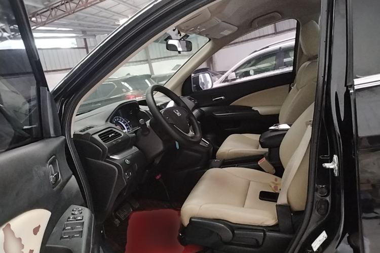 Used Honda CR-V 2015 2.0L two-wheel drive urban version Left Front Seat