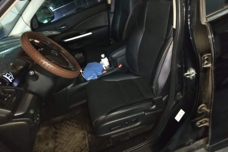 Used Honda CR-V 2015 2.4L four-wheel drive luxury version Left Front Seat