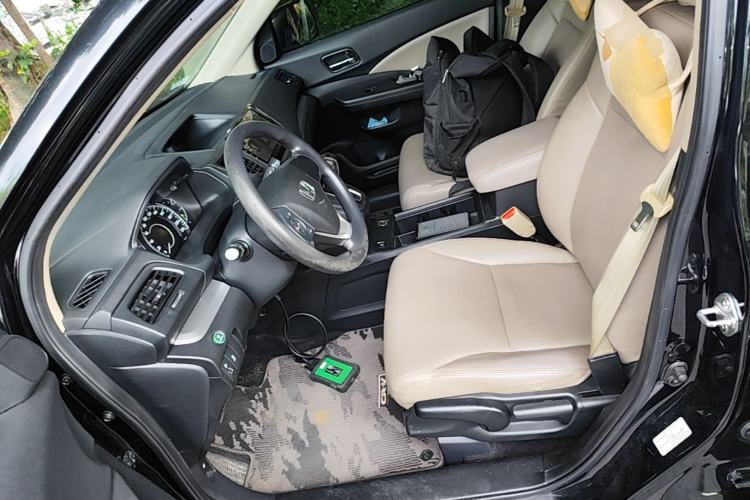 Used Honda CR-V 2015 2.0L two-wheel drive Fashion Edition Left Front Seat