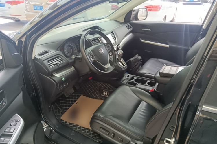 Used Honda CR-V 2015 2.4L two-wheel drive luxury version Left Front Seat