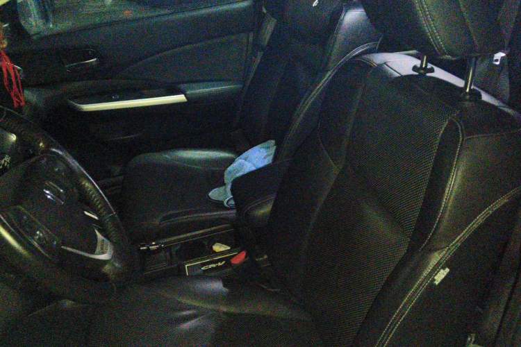 Used Honda CR-V 2015 2.4L two-wheel drive luxury version Left Front Seat