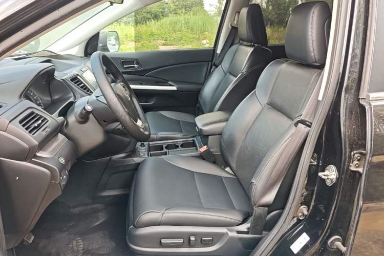Used Honda CR-V 2015 2.4L two-wheel drive luxury version Left Front Seat