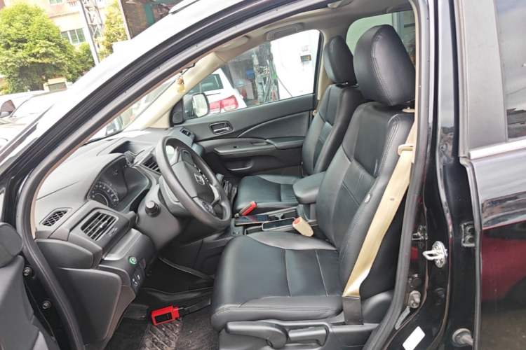 Used Honda CR-V 2015 2.0L two-wheel drive Fashion Edition Left Front Seat