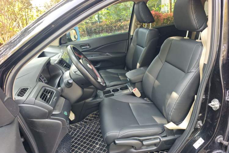 Used Honda CR-V 2015 2.0L two-wheel drive Fashion Edition Left Front Seat