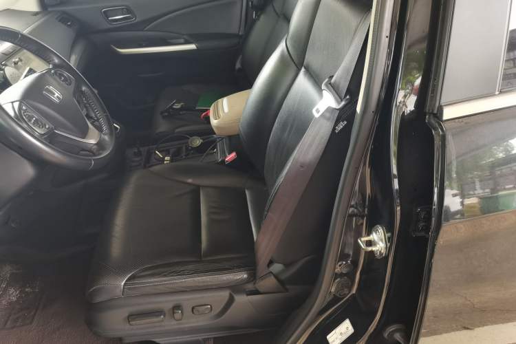 Used Honda CR-V 2015 2.4L two-wheel drive luxury version Left Front Seat