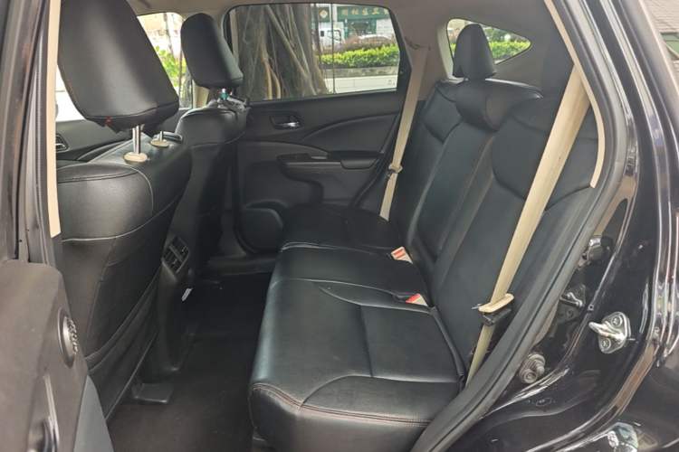 Used Honda CR-V 2015 2.0L two-wheel drive Fashion Edition Left Rear Seat