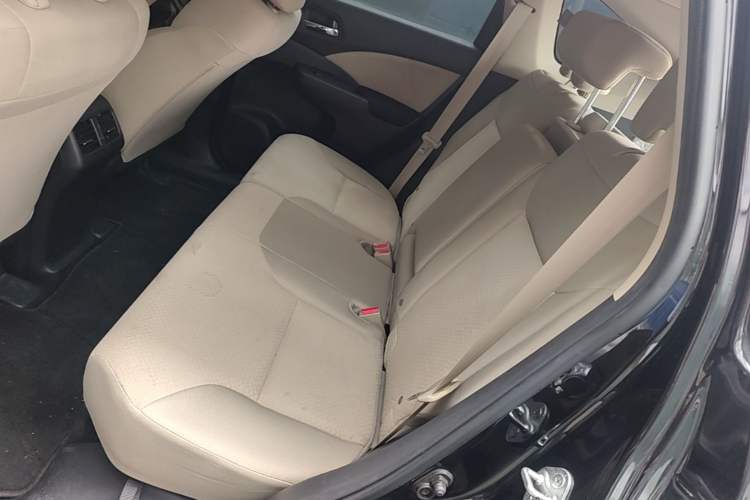 Used Honda CR-V 2015 2.0L two-wheel drive urban version Left Rear Seat