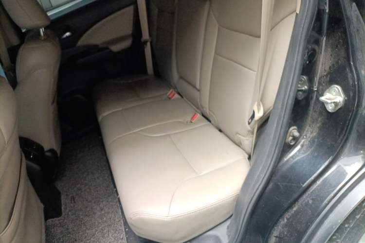 Used Honda CR-V 2015 2.0L two-wheel drive Fashion Edition Left Rear Seat