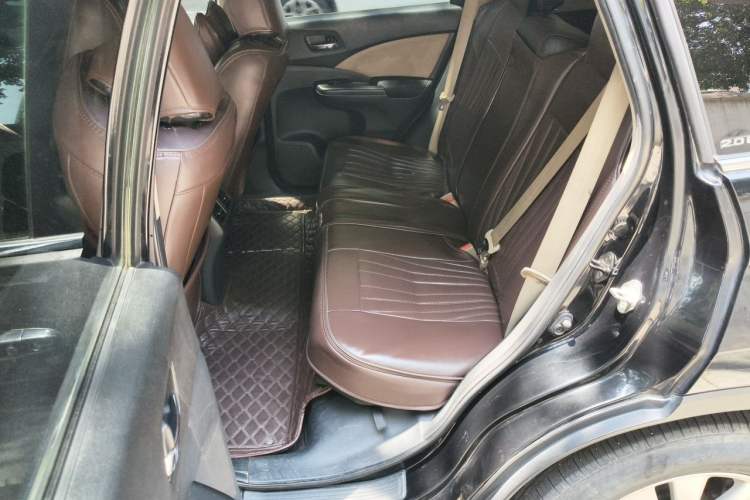 Used Honda CR-V 2015 2.0L two-wheel drive Fashion Edition Left Rear Seat