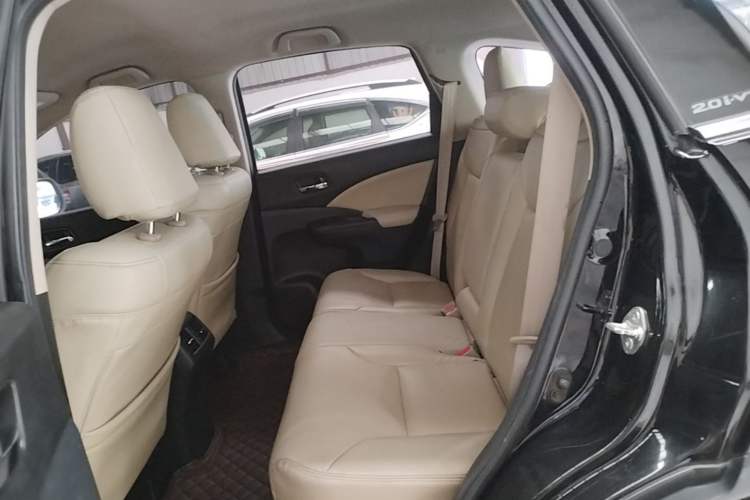 Used Honda CR-V 2015 2.0L two-wheel drive urban version Left Rear Seat