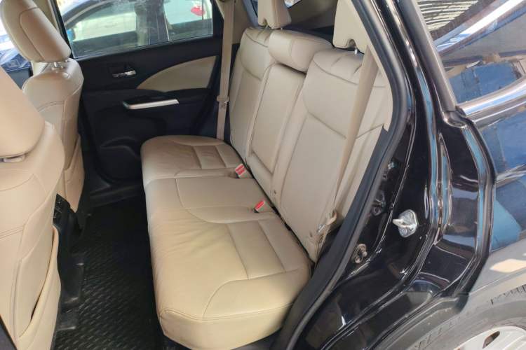 Used Honda CR-V 2015 2.4L four-wheel drive luxury version Left Rear Seat
