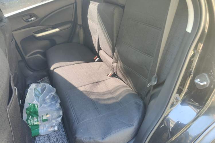Used Honda CR-V 2015 2.4L Four-Wheel Drive Prestige Edition Left Rear Seat