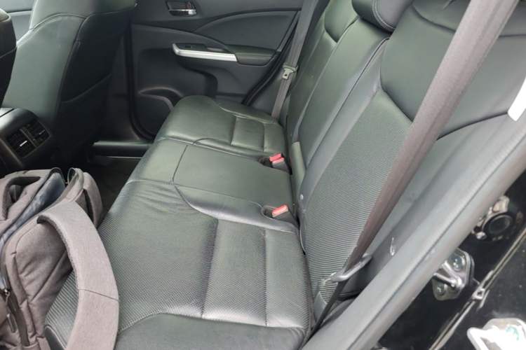 Used Honda CR-V 2015 2.4L two-wheel drive luxury version Left Rear Seat