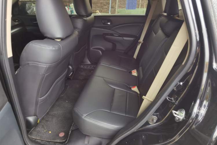 Used Honda CR-V 2015 2.0L two-wheel drive Fashion Edition Left Rear Seat