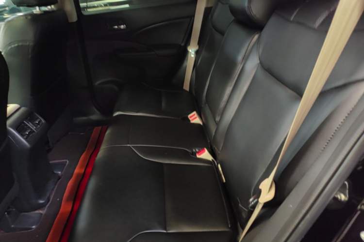 Used Honda CR-V 2015 2.0L two-wheel drive Fashion Edition Left Rear Seat