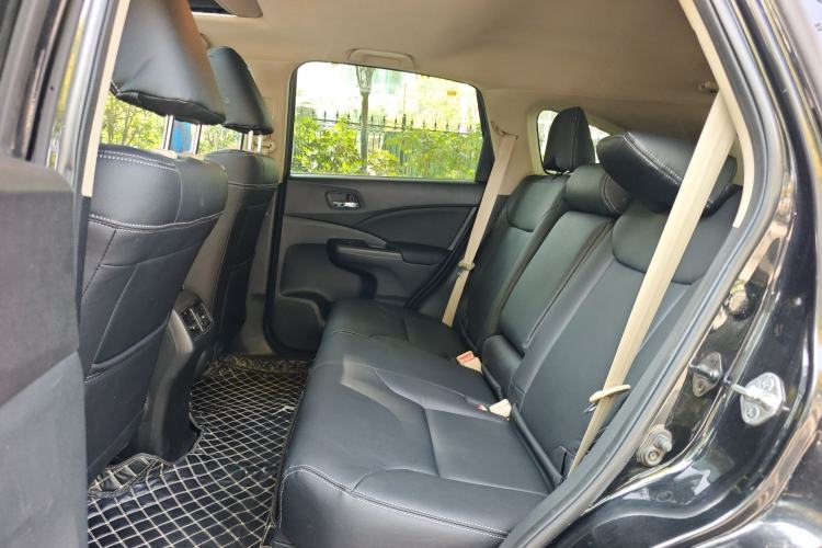 Used Honda CR-V 2015 2.0L two-wheel drive Fashion Edition Left Rear Seat