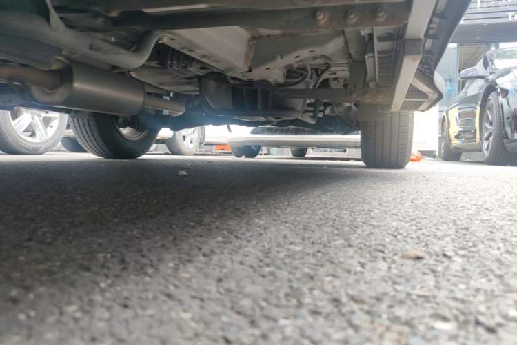 Used Honda CR-V 2015 2.0L two-wheel drive Fashion Edition Left Side Sill