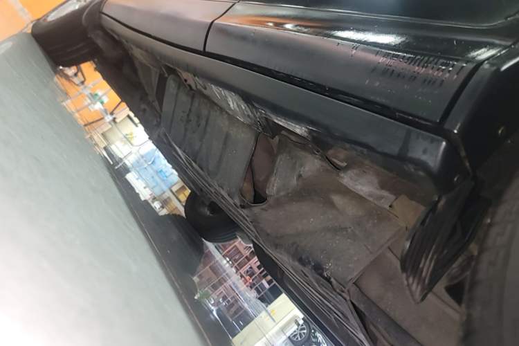 Used Honda CR-V 2015 2.0L two-wheel drive Fashion Edition Left Side Sill
