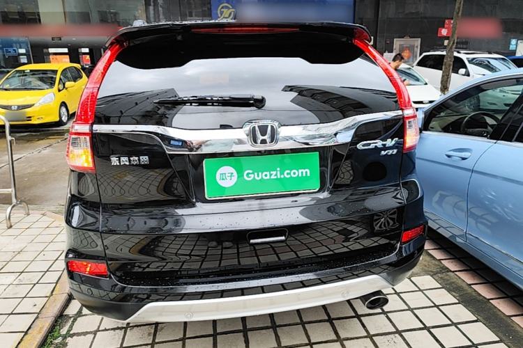 Used Honda CR-V 2015 2.4L two-wheel drive luxury version Rear
