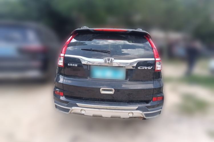 Used Honda CR-V 2015 2.0L two-wheel drive urban version Rear