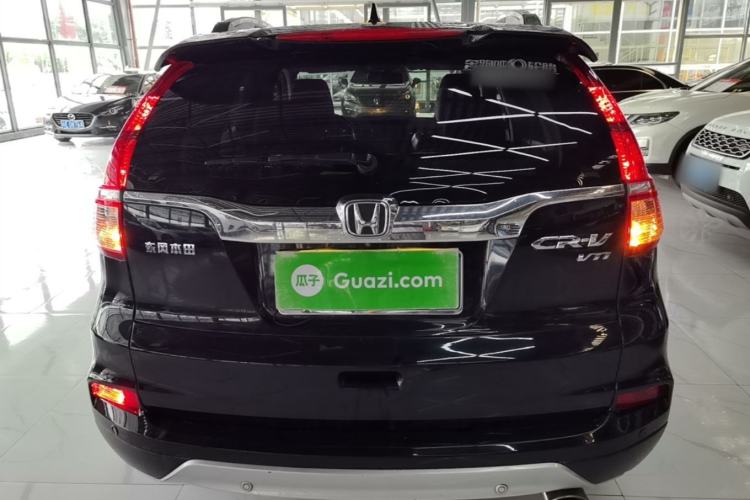 Used Honda CR-V 2015 2.4L two-wheel drive luxury version Rear