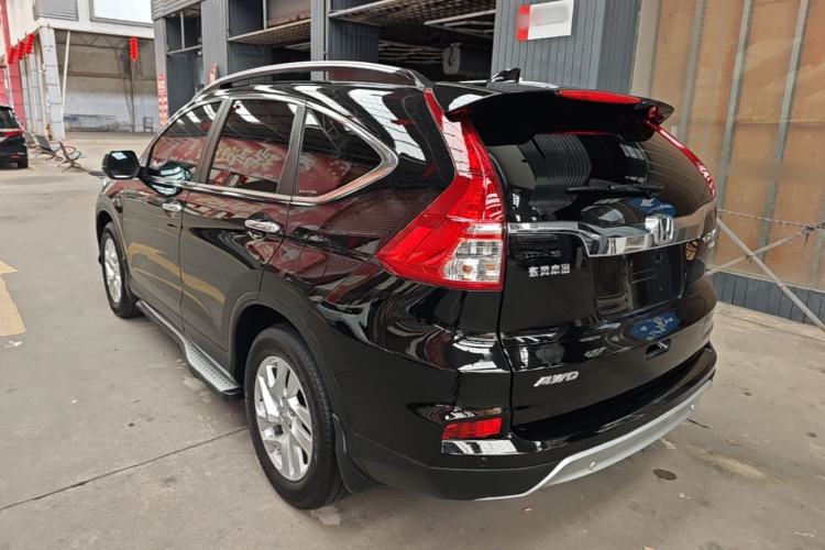 Used Honda CR-V 2015 2.4L four-wheel drive luxury version Rear Left 45 Deg