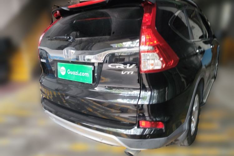 Used Honda CR-V 2015 2.4L two-wheel drive luxury version Rear Right 45 Deg