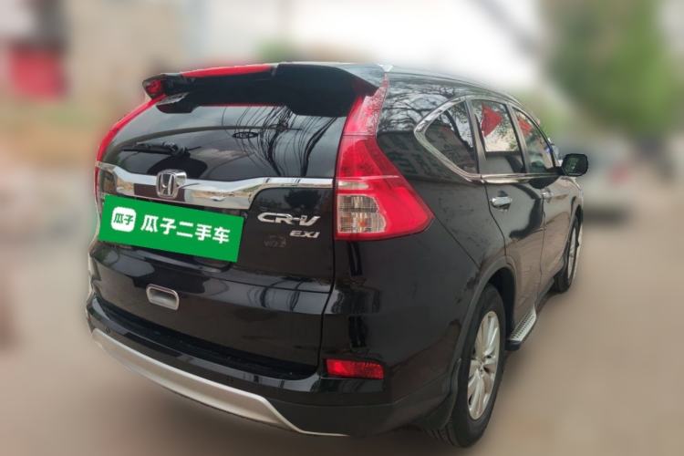 Used Honda CR-V 2015 2.0L two-wheel drive Fashion Edition Rear Right 45 Deg
