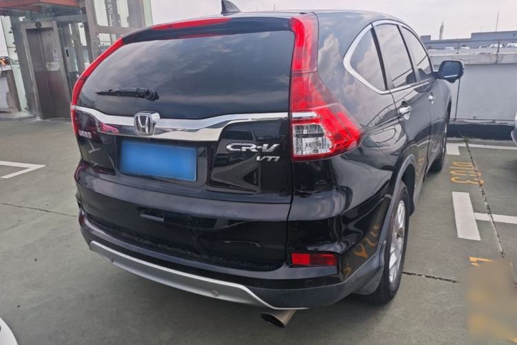Used Honda CR-V 2015 2.4L two-wheel drive luxury version Rear Right 45 Deg