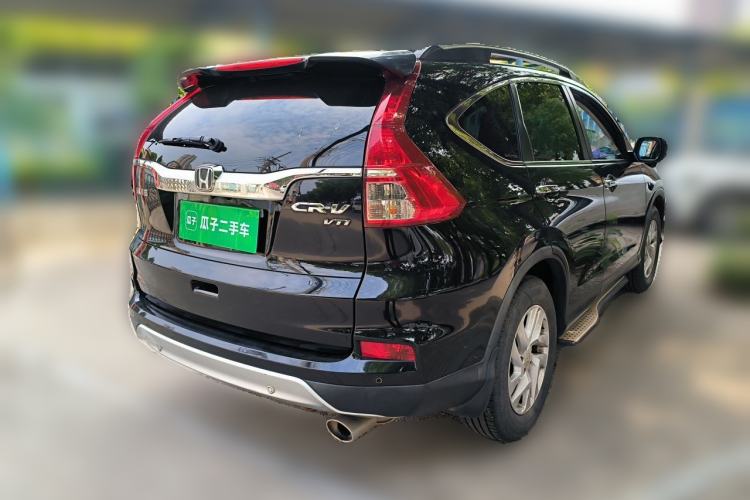 Used Honda CR-V 2015 2.4L two-wheel drive luxury version Rear Right 45 Deg