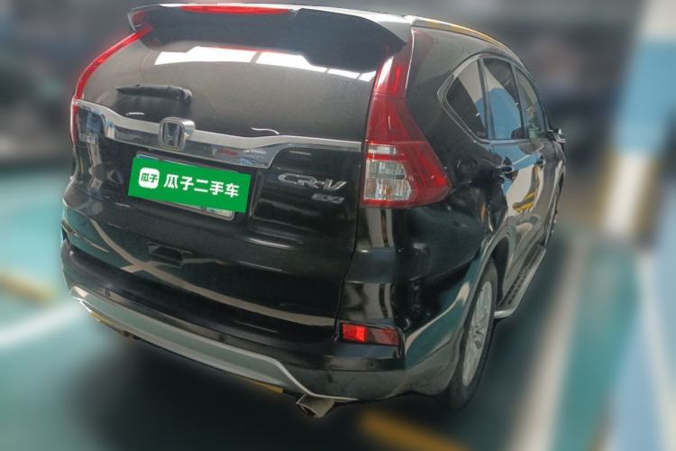 Used Honda CR-V 2015 2.0L two-wheel drive Fashion Edition Rear Right 45 Deg