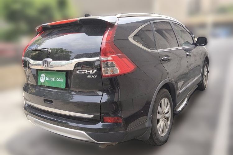 Used Honda CR-V 2015 2.0L two-wheel drive Fashion Edition Rear Right 45 Deg