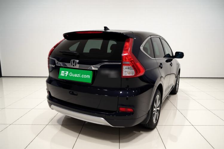 Used Honda CR-V 2015 2.0L two-wheel drive Fashion Edition Rear Right 45 Deg