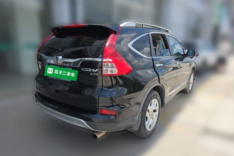Used Honda CR-V 2015 2.4L two-wheel drive luxury version Rear Right 45 Deg