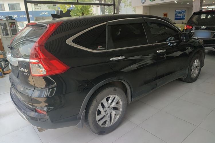 Used Honda CR-V 2015 2.4L four-wheel drive luxury version Rear Right 45 Deg