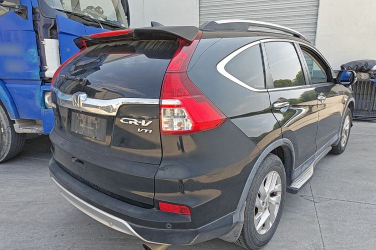 Used Honda CR-V 2015 2.4L two-wheel drive luxury version Rear Right 45 Deg